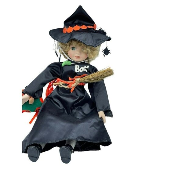 Porcelain Halloween Witch Boo Doll W/Broom Jackolantern Pumpkin Black Spider Hat - Picture 5 of 7